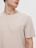 Basic T-Shirt