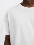 Basic T-Shirt