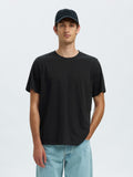 Basic T-Shirt