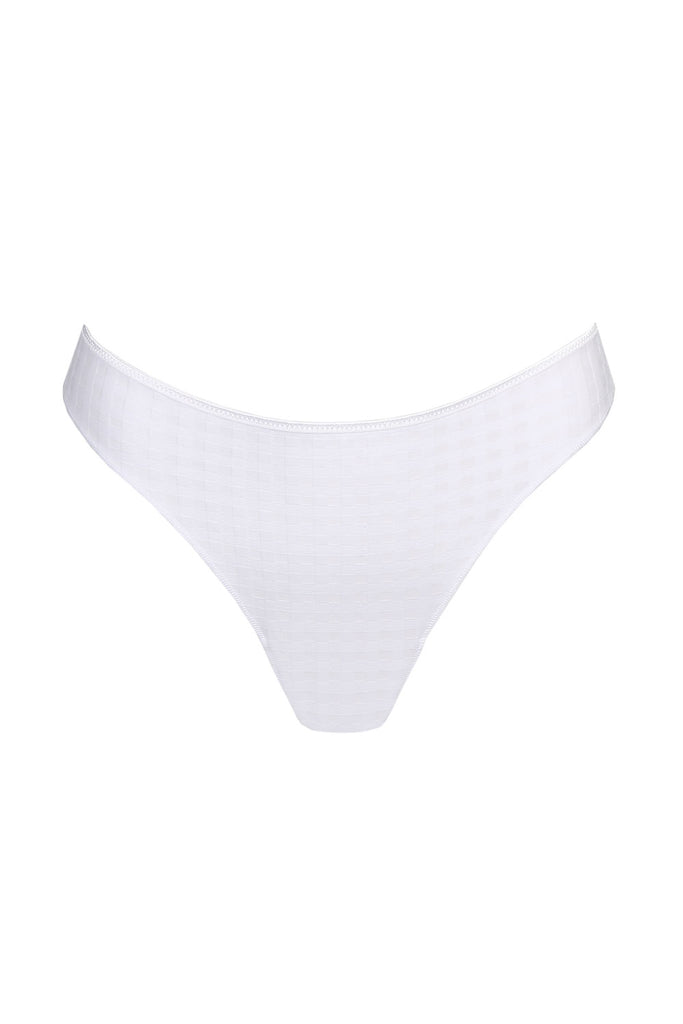 String AVERO