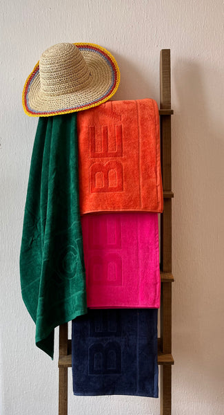 Strandtuch "MULBERR" en Vogue 70/160